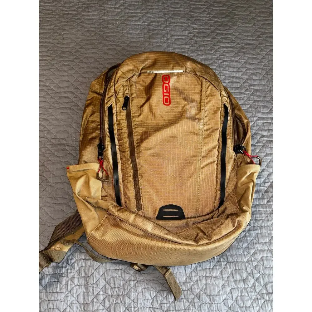 OGIO International Apollo Pack in Khaki/Red
